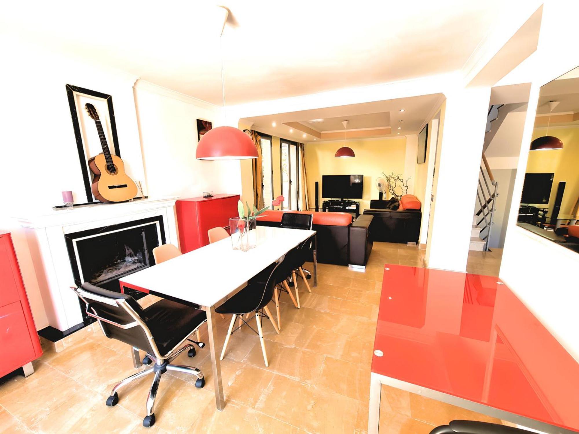 Stunning Home With Outdoor Swimmingpool, 4 Bedrooms And Wifi Benalmádena Dış mekan fotoğraf