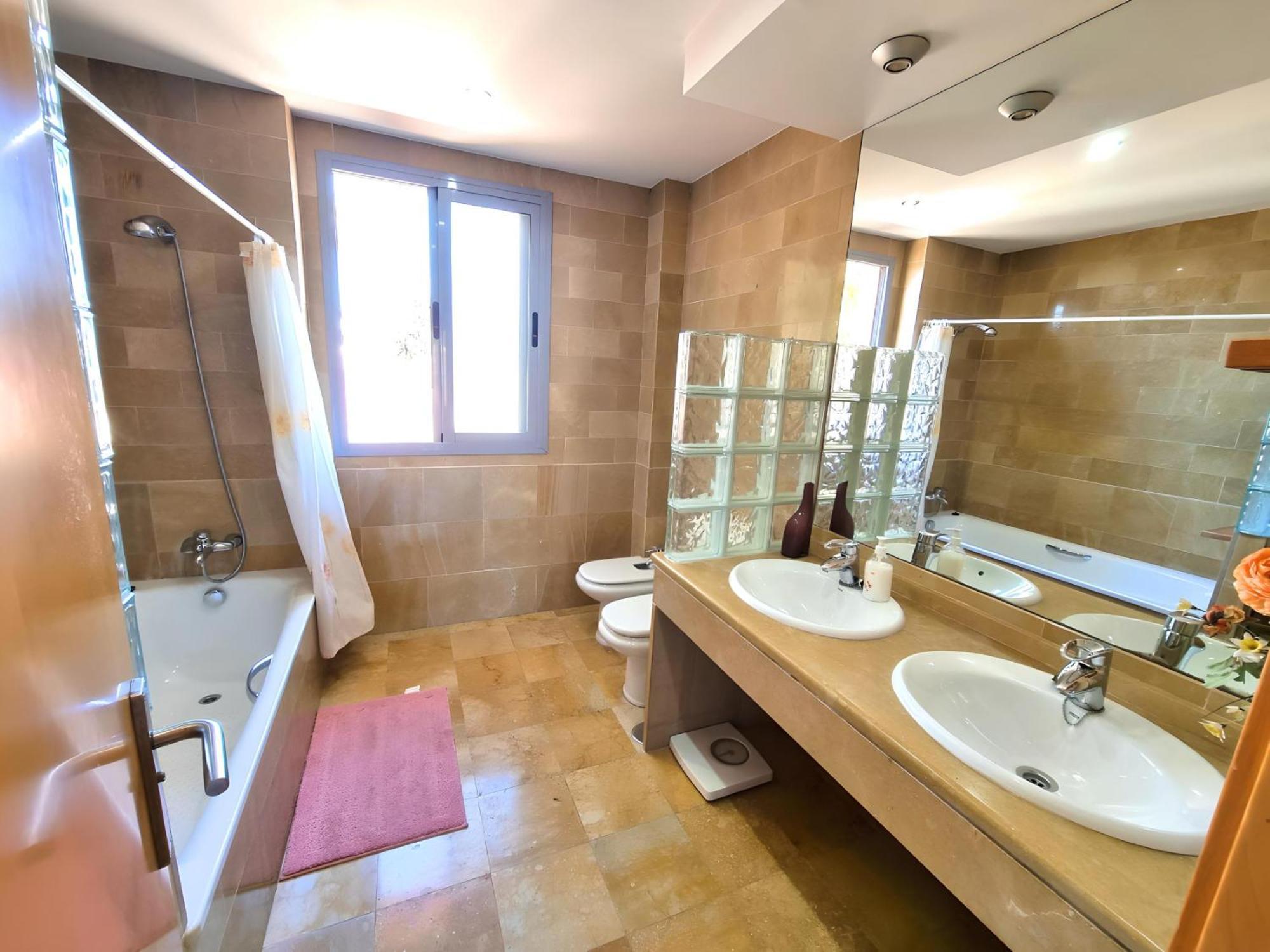 Stunning Home With Outdoor Swimmingpool, 4 Bedrooms And Wifi Benalmádena Dış mekan fotoğraf